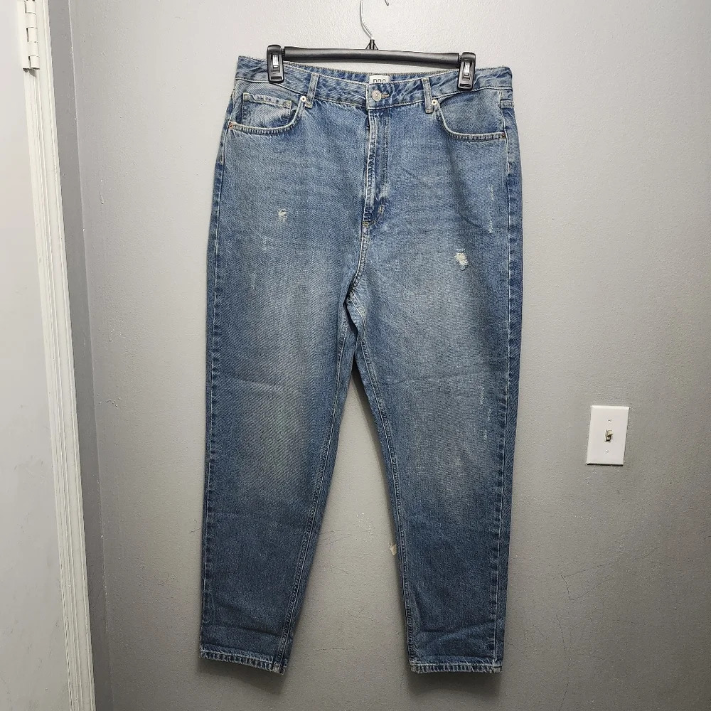 BDG urban outfitters women's mom high rise jeans size 34 blue barrel bag…